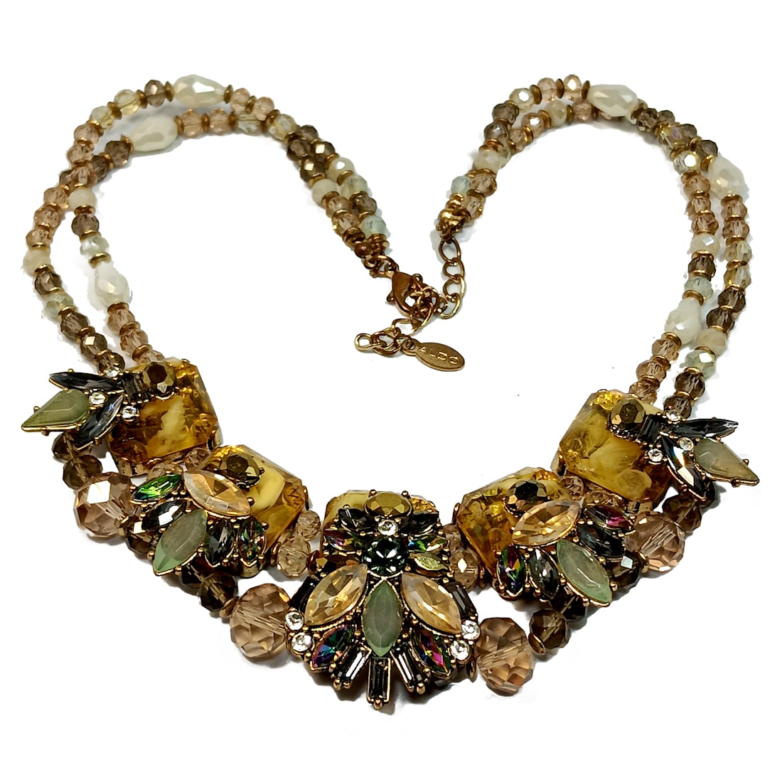 A GREAT NECKLACE BY DESIGNER ALDO 18" LONG: OFFERED HERE IS A BEAUTIFUL NECKLACE BY ALDO. IT MEASURES 18" LONG. WE PROVIDE IN-HOUSE/COMBINED SHIPPING FOR A SEAMLESS CHECKOUT.