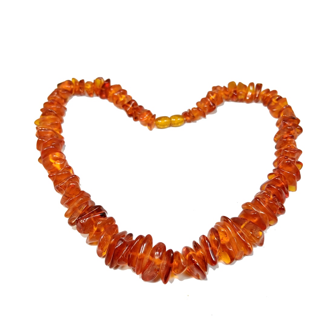 A NATURAL BALTIC AMBER NECKLACE 16" LONG 40 GRAMS: THE SUPERB NATURAL BALTIC AMBER NECKLACE IS 16 INCHES LONG AND 40 GRAMS. STANDS ARE FOR DISPLAY ONLY, NOT INCLUDED UNLESS OTHERWISE STATED. WE COMBINE/PROVIDEIN-HOUSE SHIPPING.