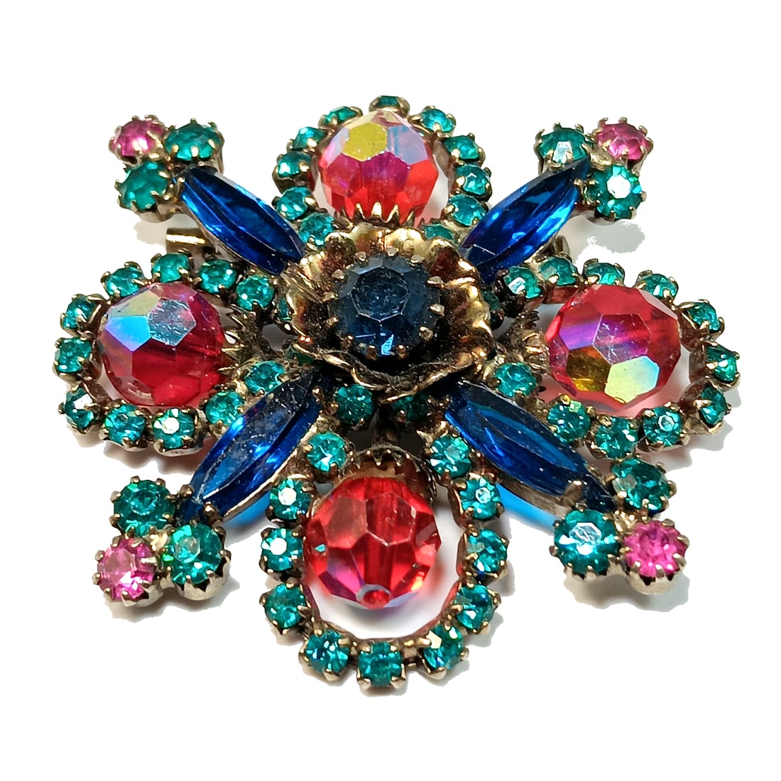 A RARE AND WONDERFUL VINTAGE MALTESE CROSS RHINESTONE BROOCH (1 of 3)