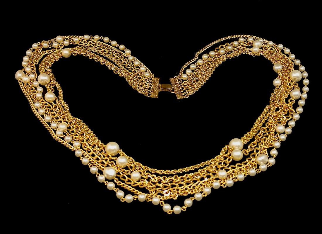 A STUNNING NECKLACE BY JOAN RIVERS LONG MULTI CHAIN AND PEARL (1 of 4)