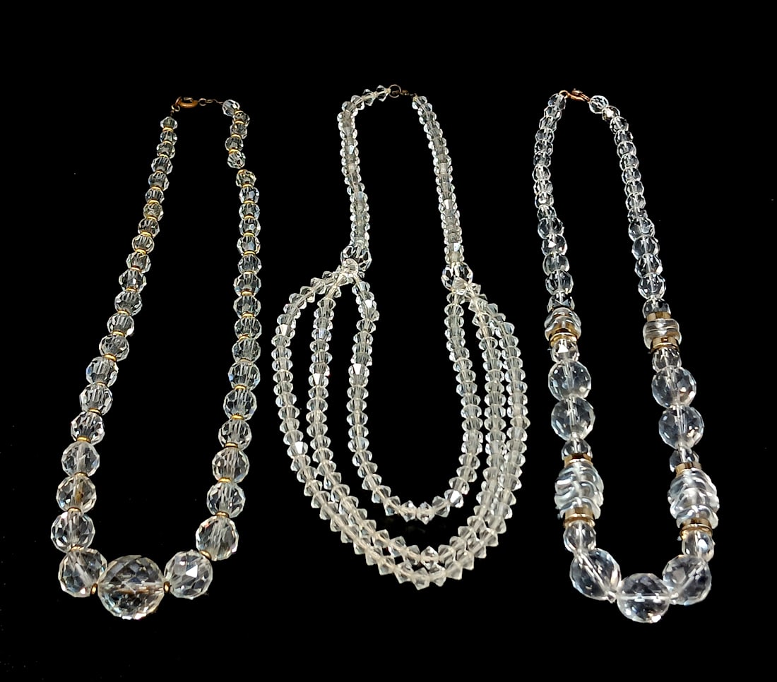 A LOT OF 3 VINTAGE ART DECO CRYSTAL NECKLACES (1 of 3)