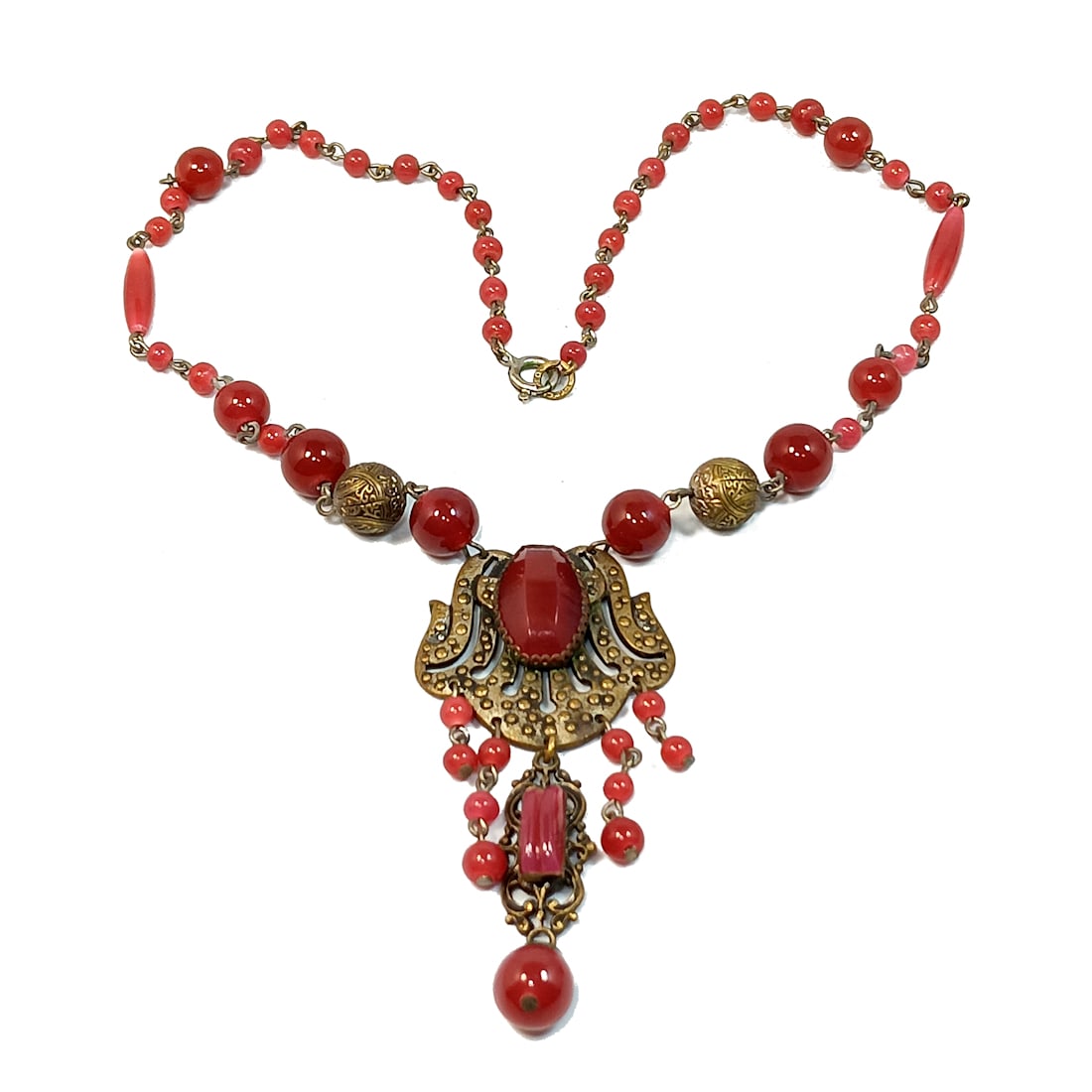 A STUNNING ANTIQUE ART DECO CZECH GLASS NECKLACE: OFFERED HERE IS A STUNNING ANTIQUE ART DECO CZECH GLASS NECKLACE.THE NECKLACE IS 16" LONG. THE PENDANT IS 2.6" LONG. THE NECKLACE IS MARKED ON THE CLOSURE RING. WE PROVIDE IN-HOUSE/COMBINED SHIPPING F