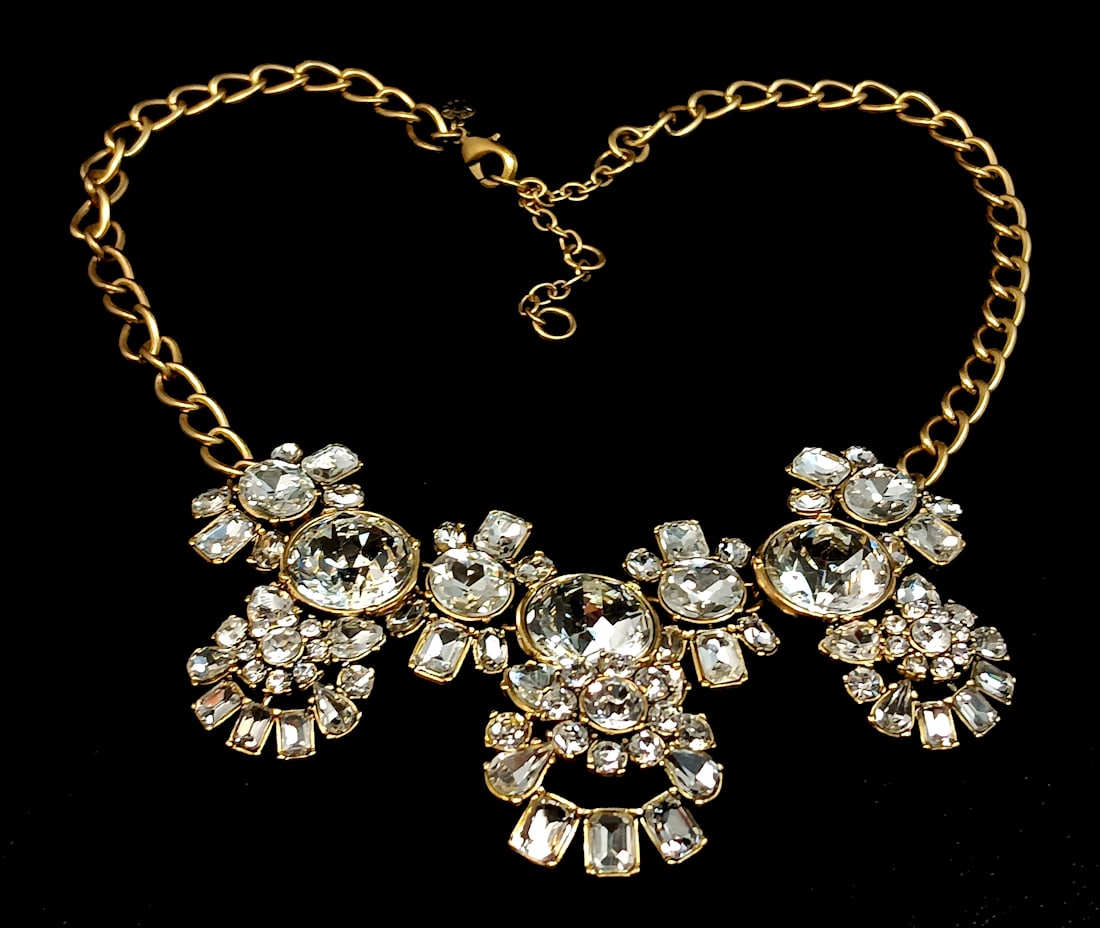 A BRILLIANT J. CREW NECKLACE LARGE RHINESTONES (1 of 3)