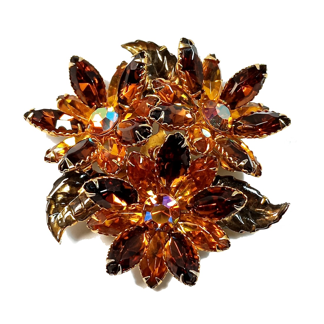 A STUNNING LARGE VINTAGE RHINESTONE BROOCH CARVED GLASS LEAVES (1 of 3)