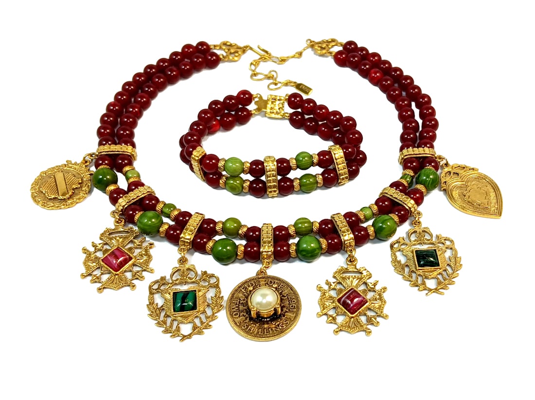 A VINTAGE VICTORIAN REVIVAL NECKLACE AND BRACELET SET BY 1928 (1 of 4)