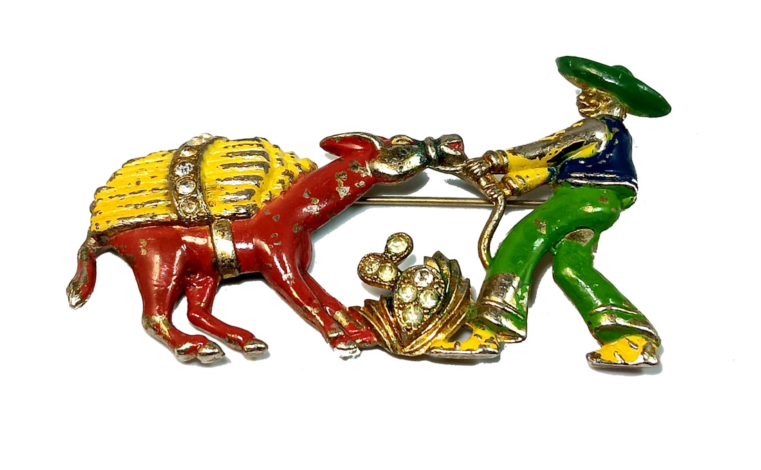 A BEAUTIFUL FIGURAL 1940S BROOCH VINTAGE MID CENTURY (1 of 3)