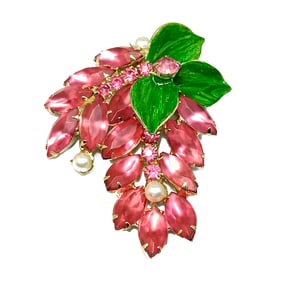 A BEAUTIFUL VINTAGE RHINESTONE BROOCH PINKS ENAMEL
