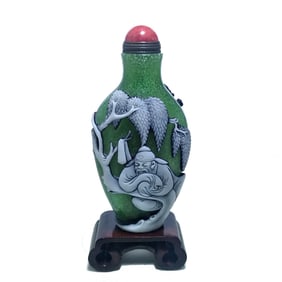 FINE CHINESE PEKING GLASS SNUFF BOTTLE IMMORTALS LUOHANS