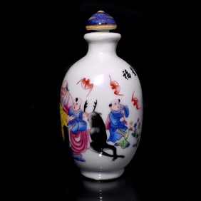 SUPERB CHINESE SNUFF BOTTLE PORCELAIN CHILDREN PEACHES IMMORTAL