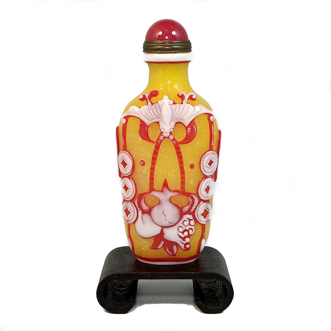 BEAUTIFUL CHINESE PEKING GLASS SNUFF BOTTLE YELLOW BATS COINS BUDDHA FINGERS FRUITS (1 of 8)