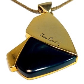 A VINTAGE 1970'S NECKLACE BY FRENCH DESIGNER PIERRE CARDIN