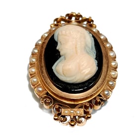 EXQUISITE VICTORIAN AGATE STONE CAMEO SET WITH NATURAL PEARLS 14K GOLD