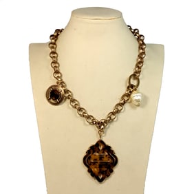 A STUNNING STATEMENT NECKLACE BY CHICOS