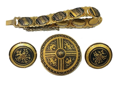 A FINE VINTAGE TOLEDO DAMASCENE LOT BRACELET BROOCH EARRINGS