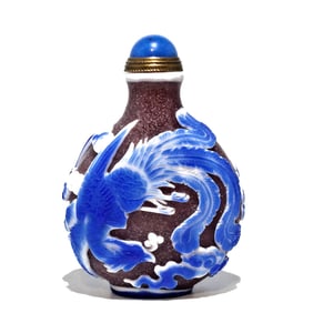 FABULOUS CHINESE PEKING GLASS SNUFF BOTTLE DRAGON PHOENIX