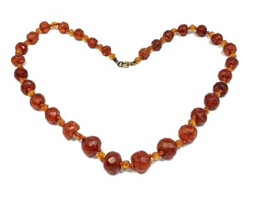 ANTIQUE NECKLACE OF NATURAL BALTIC FACETED GRADUATED AMBER BEADS 20" 22G