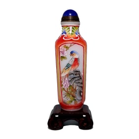 FINE CHINESE PEKING GLASS ENAMELED SNUFF BOTTLE QIANLONG MARK