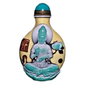 FINE CHINESE PEKING GLASS SNUFF BOTTLE 6 ARM GUANYIN QIANLONG SEAL