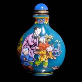 FINE CHINESE PEKING GLASS ENAMEL SNUFF BOTTLE IMPERIAL SCENE EMPRESS CHILDREN