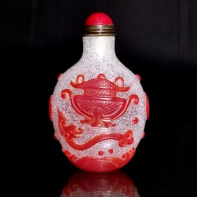 FINE CHINESE RED PEKING GLASS SNUFF BOTTLE AUSPISIOUS OBJECTS