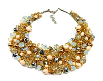 A STUNNING HIGH-END STATEMENT NECKLACE BY DESIGNER ALDO
