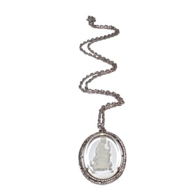 BEAUTIFUL VINTAGE AVON NECKLACE 24"