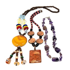 LOT OF 3 NATURAL NECKLACES AMETHYST AGATE JASPER PEARLS