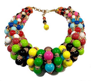 A FANTASTIC LUCITE STATEMENT NECKLACE BY DESIGNER STEFAN DINU