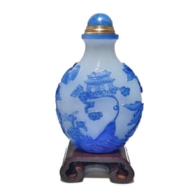 EXQUISITE CHINESE PEKING GLASS SNUFF BOTTLE STORK FISH LOTUS