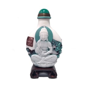 VERY FINE CHINESE PEKING GLASS SNUFF BOTTLE MEDICINE BUDDHA  QIANLONG SEAL