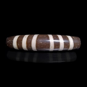 SINO TIBETAN AGATE DZI BEAD DIAGONAL STRIPES  57MM