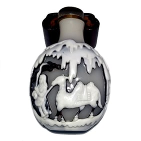 FINE ANTIQUE CHINESE PEKING GLASS SNUFF BOTTLE SNOW SCENE WOMAN TIGER CAMEL