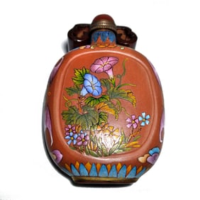 FINE CHINESE YONGZHENG MARK YIXING CLAY ENAMELED SNUFF BOTTLE BATS COINS FLOWERS