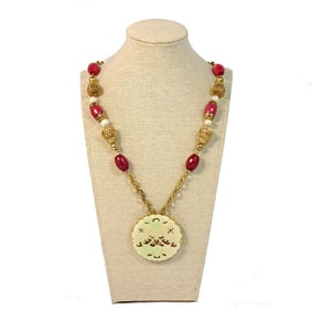 A STUNNING 26" VINTAGE HOBE NECKLACE BROOCH ASIAN MOTIF