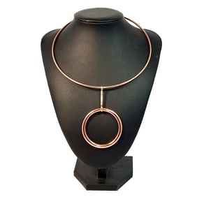 A MODERNIST ROSE GOLD TONE NECKLACE 18"