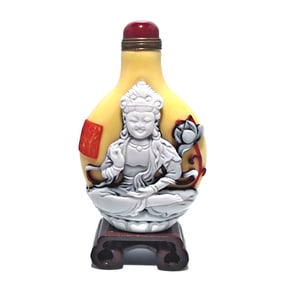 FINE CHINESE PEKING GLASS SNUFF BOTTLE BUDDHA QUANYIN QIANLONG SEAL