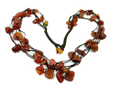 A BEAUTIFUL CARNELIAN AGATE NECKLACE 24"  95  GRAMS