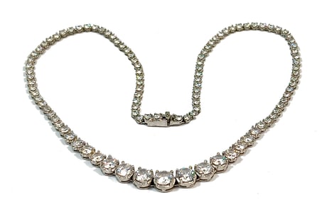 A GRADUATED CUBIC ZIRCONIA NECKLACE 17"