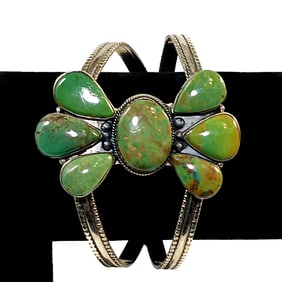 AN IMPRESSIVE CUFF STERLING SILVER GREEN TURQUOISE SOUTHWESTERN STYLE
