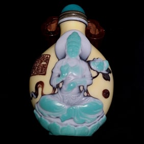 FINE CHINESE PEKING GLASS SNUFF BOTTLE 6 ARM GUANYIN QIANLONG SEAL