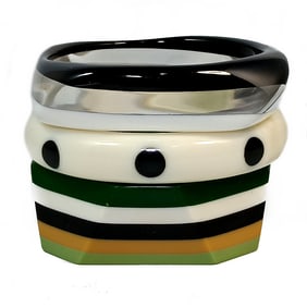 A STUNNING LOT OF 3 LAMINATED LUCITE BANGLES 2.5" D