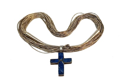 A BEAUTIFUL  VINTAGE CAROLYN POLLACK NATIVE AMERICAN STERLING CROSS NECKLACE
