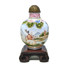FINE CHINESE ENAMEL ON COPPER SNUFF BOTTLE MOTHER CHILD QIANLONG MARK
