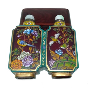A DOUBLE SNUFF BOTTLE CHINESE ENAMEL ON GLASS BIRDS FLORA QIANLONG MARK