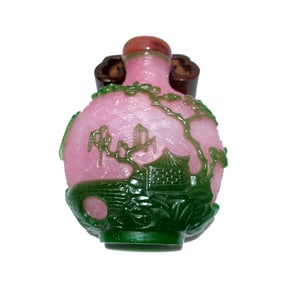 A RARE VERY FINE ANTIQUE CHINESE PEKING GLASS SCENIC SNUFF BOTTLE 19TH C