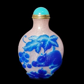 FINE ANTIQUE CHINESE CARVED SNUFF BOTTLE SQUIRREL 19TH C