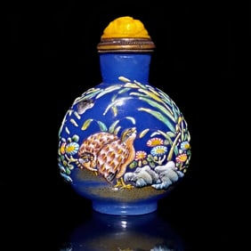 EXQUISITE CHINESE PEKING GLASS ENAMELED SNUFF BOTTLE QUAILS QIANLONG MARK