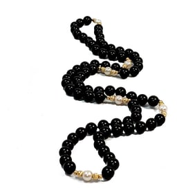 AN ESTATE NECKLACE  ONYX AKOYA PEARLS 14K GOLD BEADS 56 GRAMS 28" LONG.