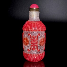 FINE CHINESE PEKING GLASS SNUFF BOTTLE RED WHITE SNOW FLAKE SHOU SYMBOL