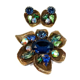 A FABULOUS VERIFIED JULIANA D&E BROOCH AND EARRINGS SET